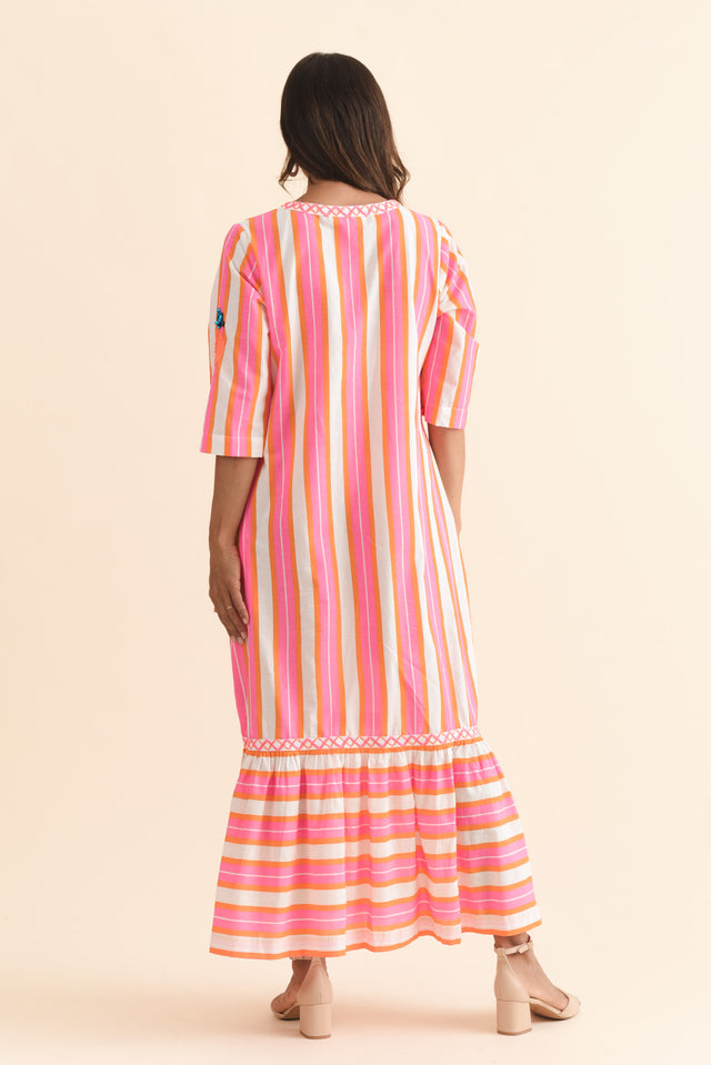 alt text|model:Cara image 5