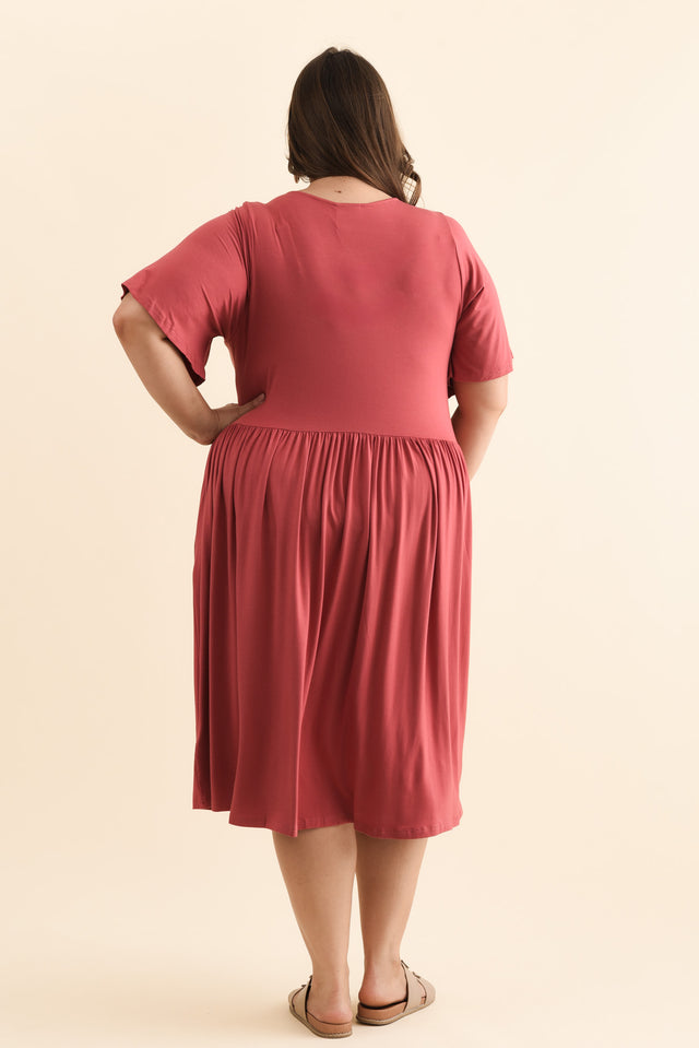 Dalton Rust Crescent Dress,Brunette model,alt text|model:Gabby image 12