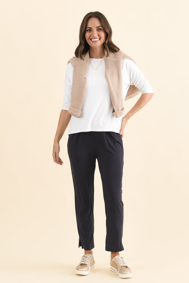 alt text|model:MJ image 4