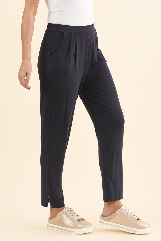 alt text|model:MJ image 5