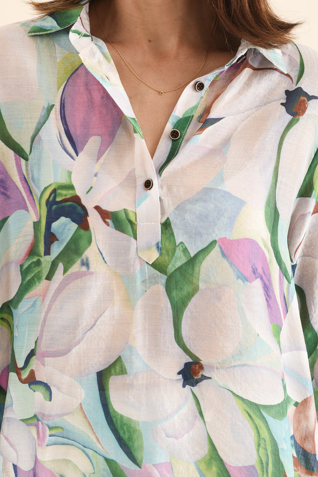 Dancy Green Bloom Collard Blouse,Detail,Brunette model,alt text|model:Cara image 5