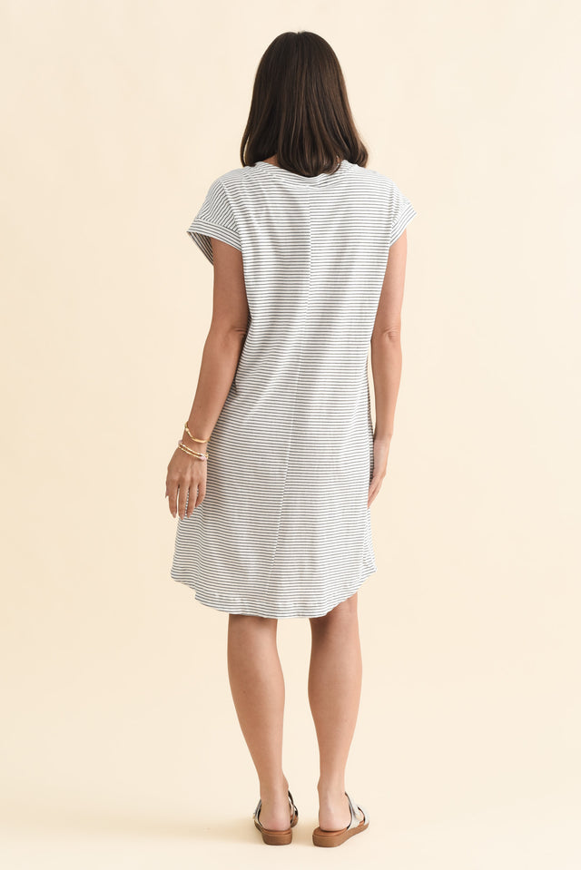 alt text|model:MJ image 5