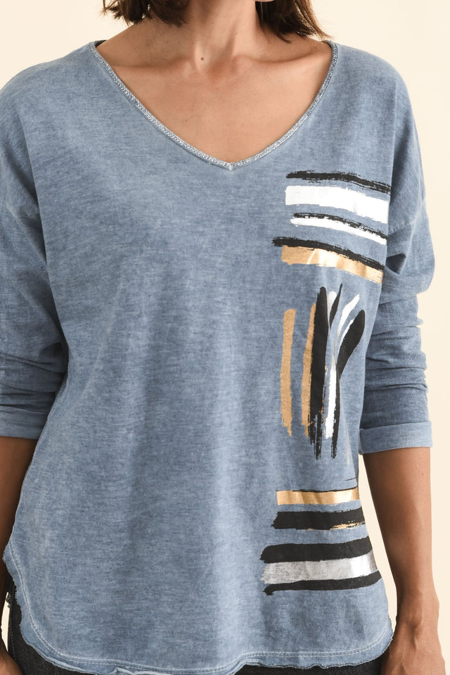 Devon Steel Brush Stroke Cotton Top,Brunette model,alt text|model:Cara image 5