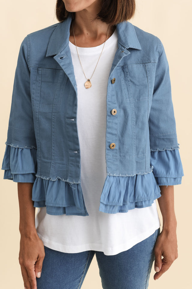 alt text|model:Cara image 5