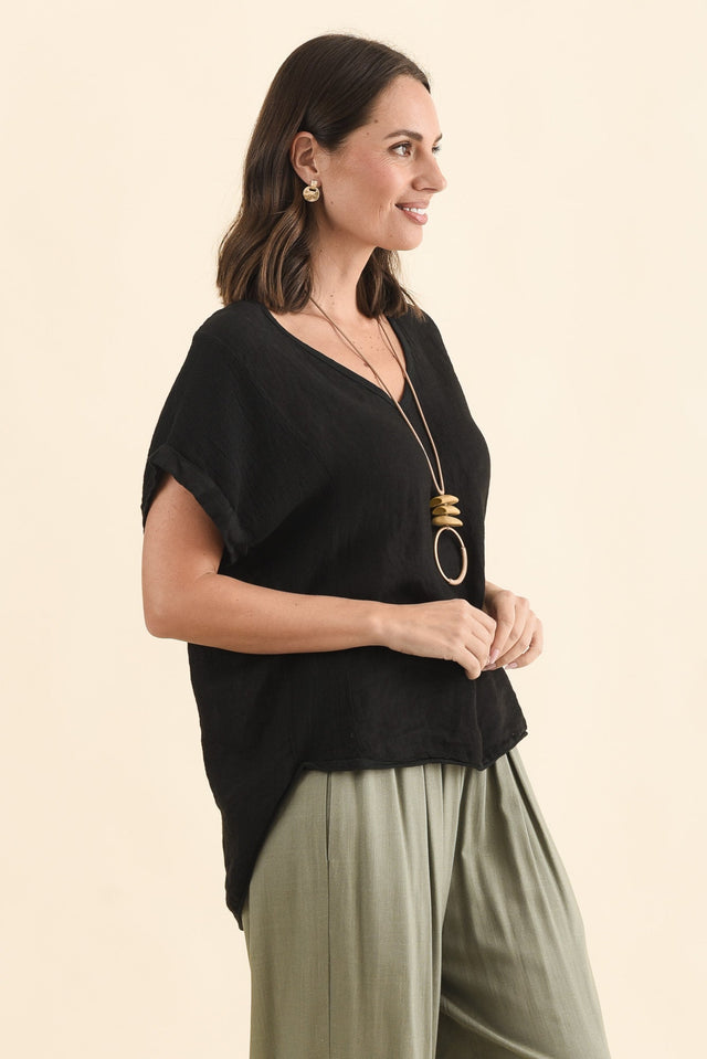 Dorian Black Linen Cotton Top,Brunette model,alt text|model:MJ image 5