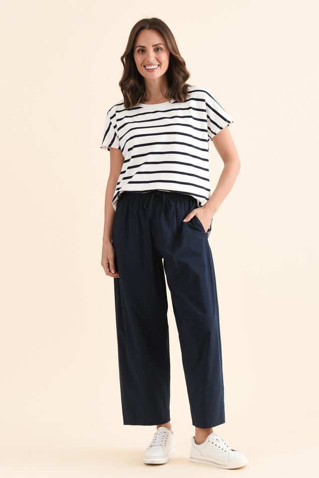 Drift Navy Barrel Drawstring Pants,Full Body,Brunette model,alt text|model:MJ image 6
