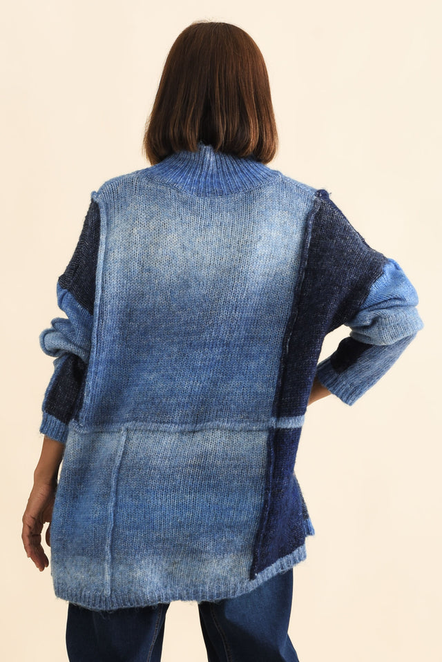 Eclipse Blue Splice Knit Jumper,Brunette model,alt text|model:Cara image 5