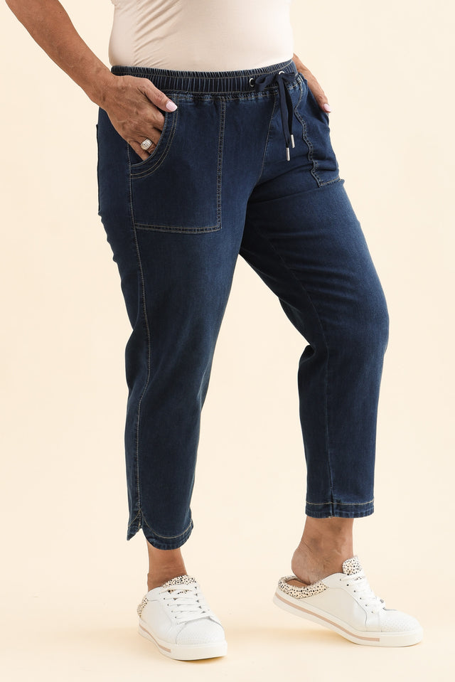 Eliana Dark Blue Denim Stretch Jeans,Side,Brunette model,alt text|model:Pilita image 11