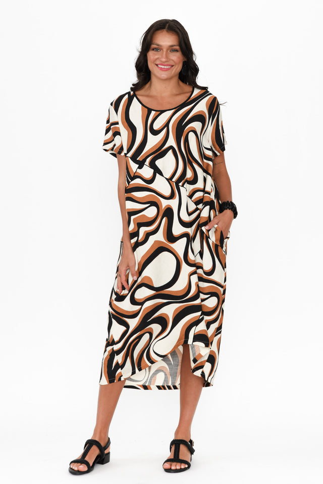 alt text|model:Brontie image 3