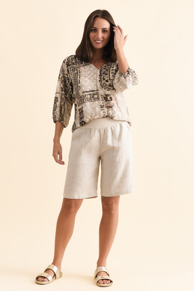 alt text|model:MJ image 6