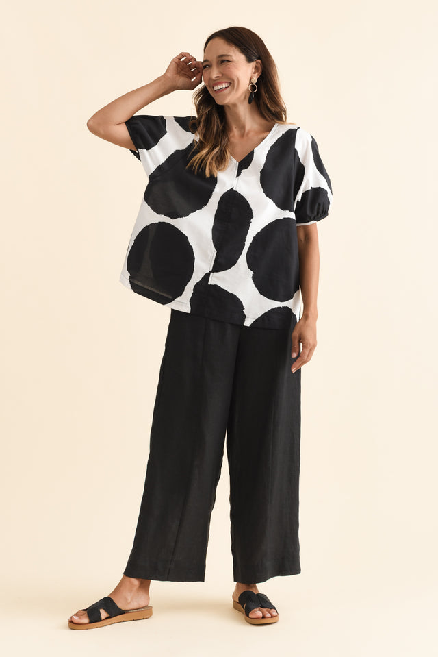 alt text|model:Cara image 7