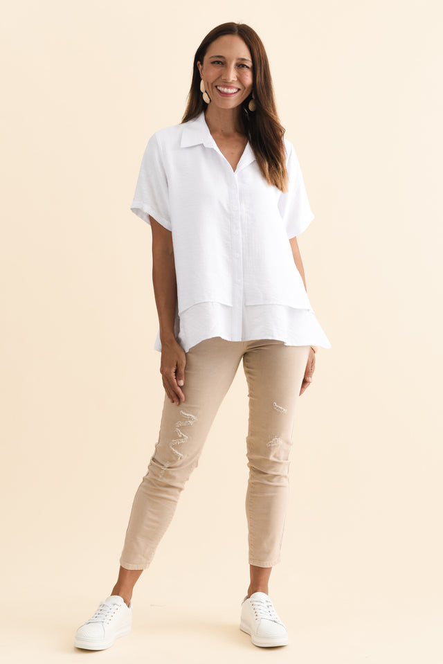 alt text|model:Cara image 8