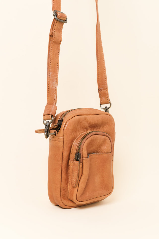 Face the Music Tan Leather Camera Bag