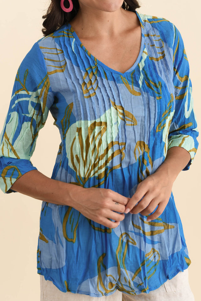 alt text|model:Brontie image 5