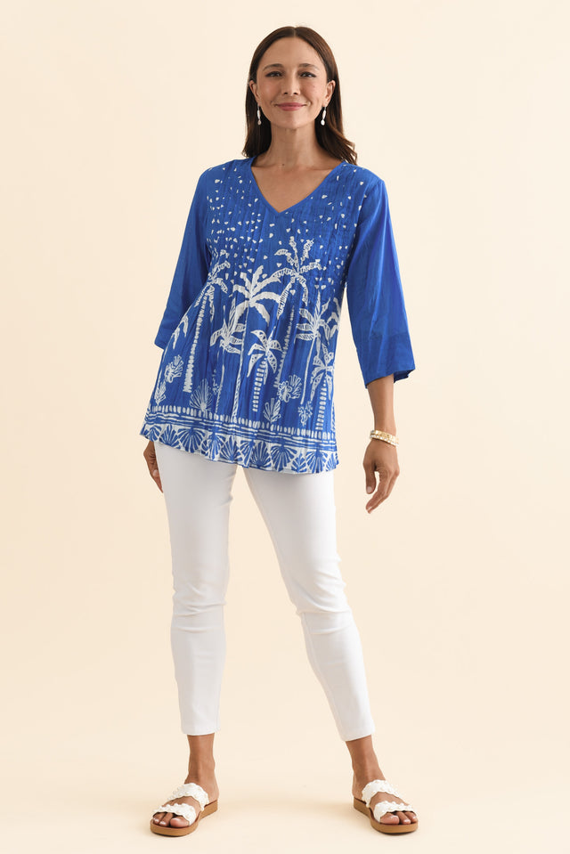 alt text|model:Cara image 7