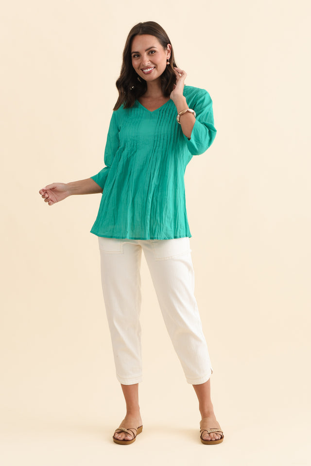 alt text|model:MJ image 7