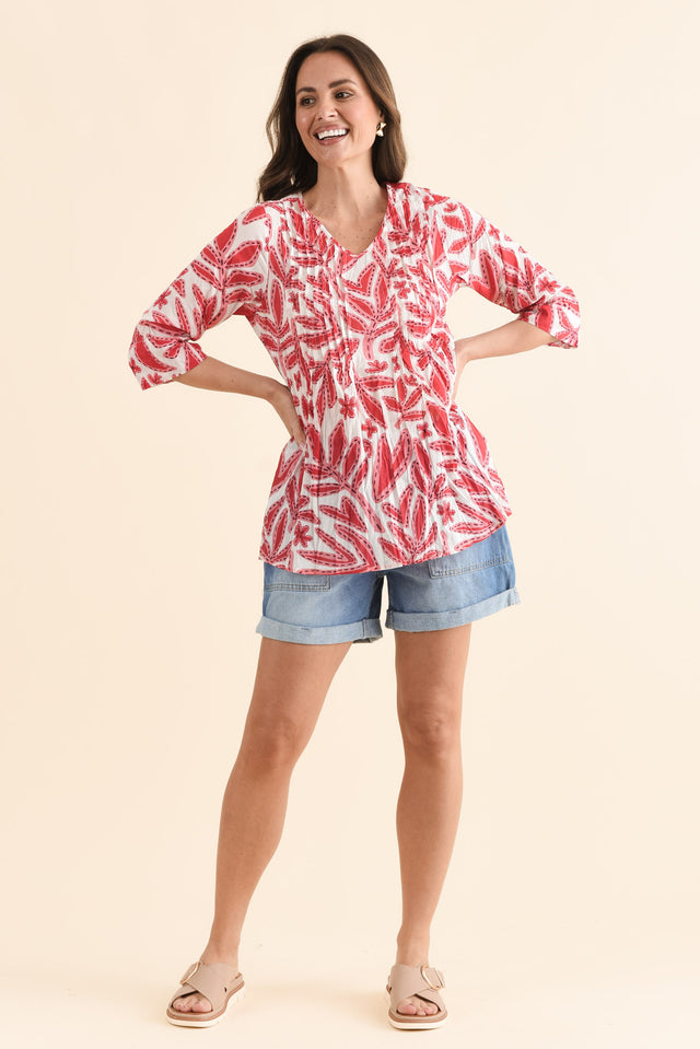 Fia Red Leaf Sleeved Crinkle Cotton Top,Full Body,Brunette model,alt text|model:MJ image 6