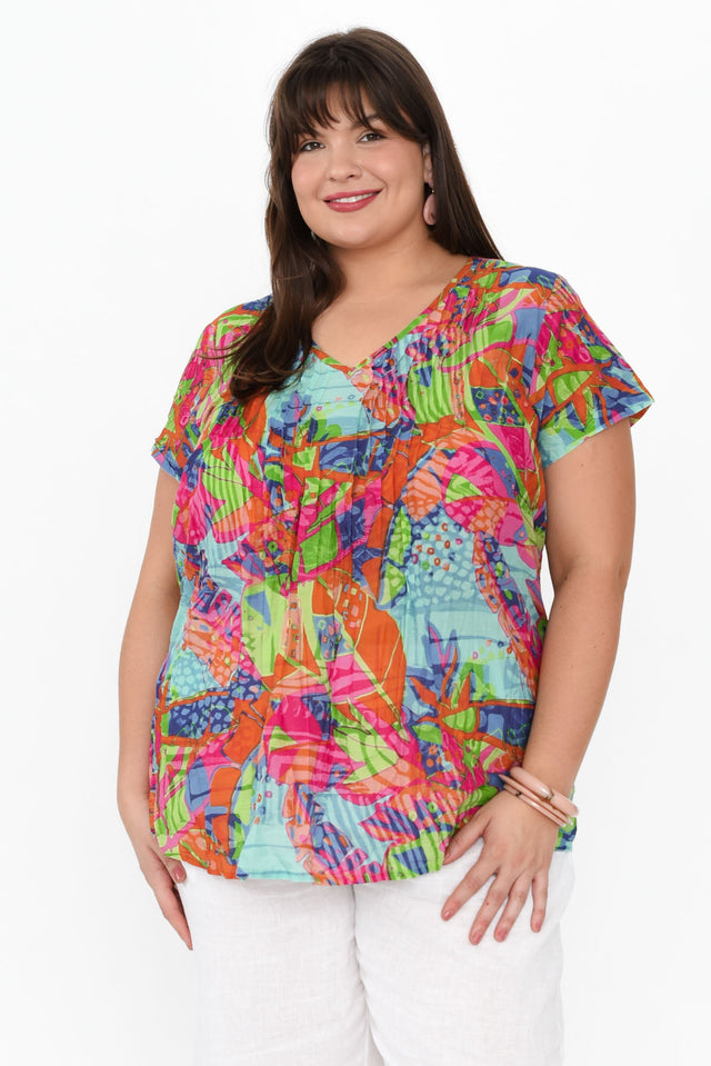 plus-size,curve-tops,plus-size-cotton-tops,alt text|model:Gabby image 9