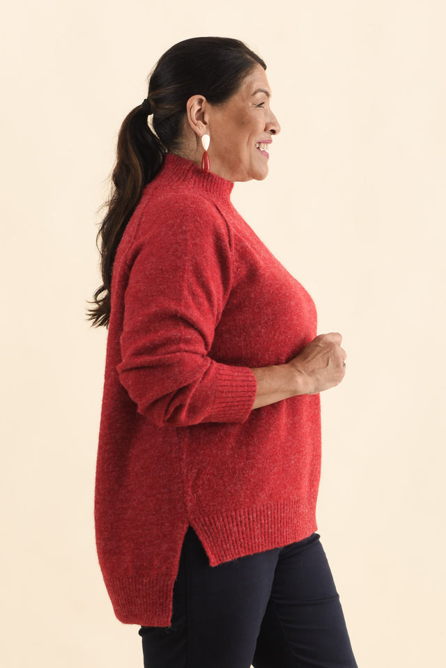 Finn Red Knit Jumper,Brunette model,alt text|model:Pilita image 11