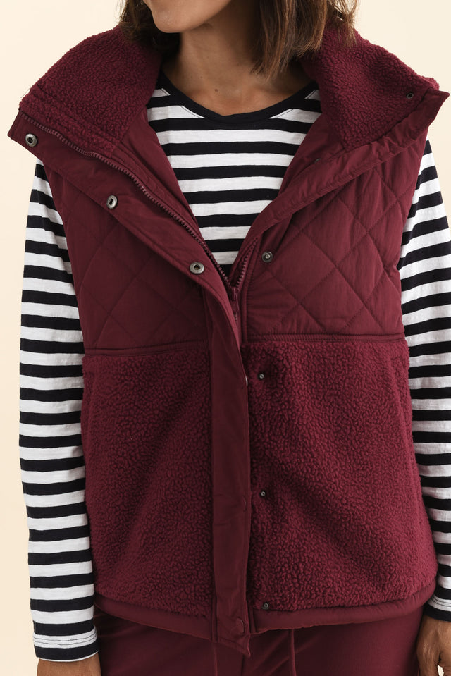 Freedom Burgundy Quilted Vest,Brunette model,alt text|model:Cara image 7