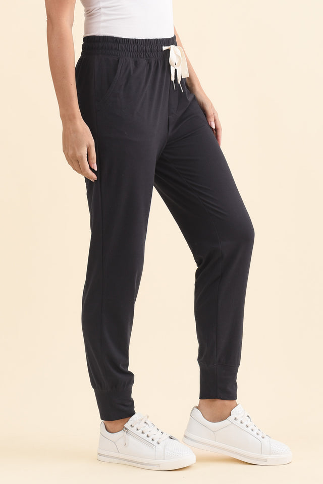 Freedom Dark Navy Drawstring Sweatpants,Brunette model,alt text|model:MJ image 4