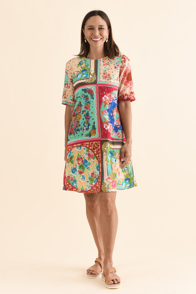 Gerbera Green Mosaic Pocket Dress,Full Body,Brunette model,alt text|model:Cara image 2
