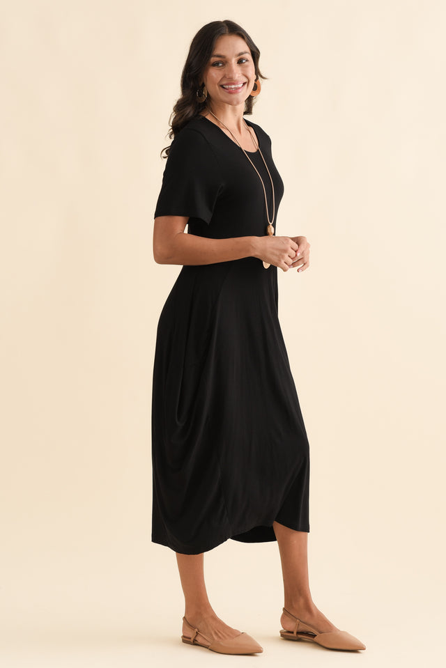 alt text|model:Brontie image 5