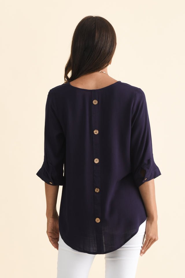 alt text|model:Cara image 5