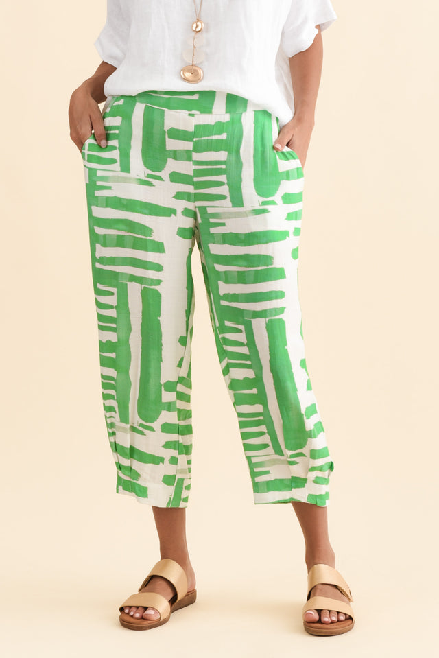 alt text|model:Brontie