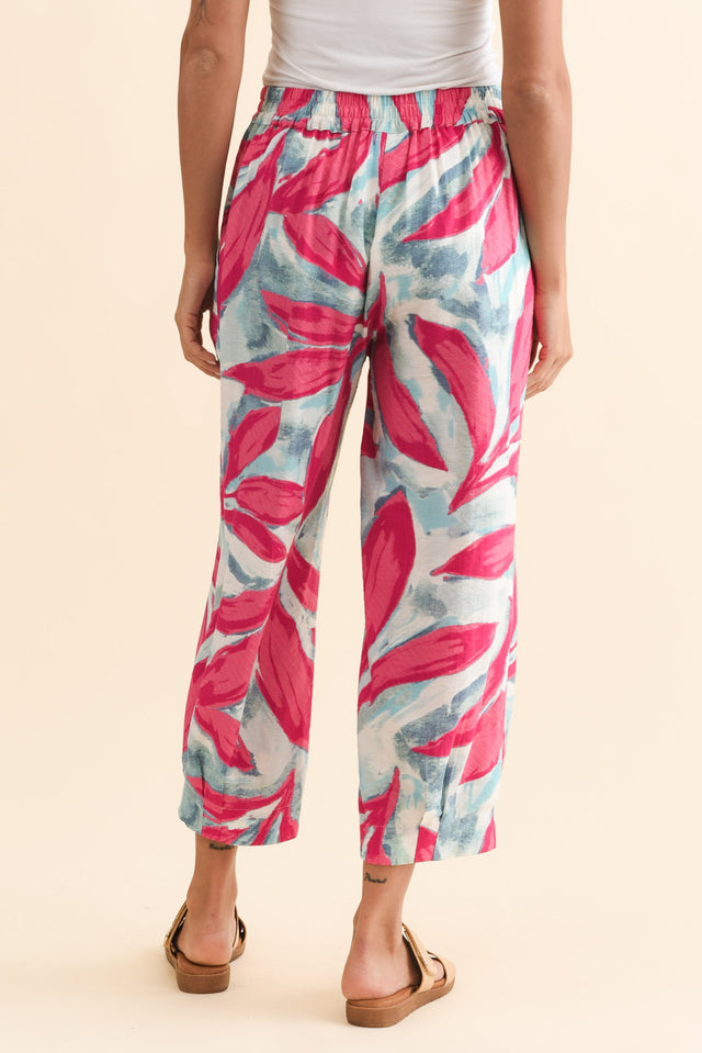 Hallie Pink Leaf Pocket Pants,Brunette model,alt text|model:Brontie image 5