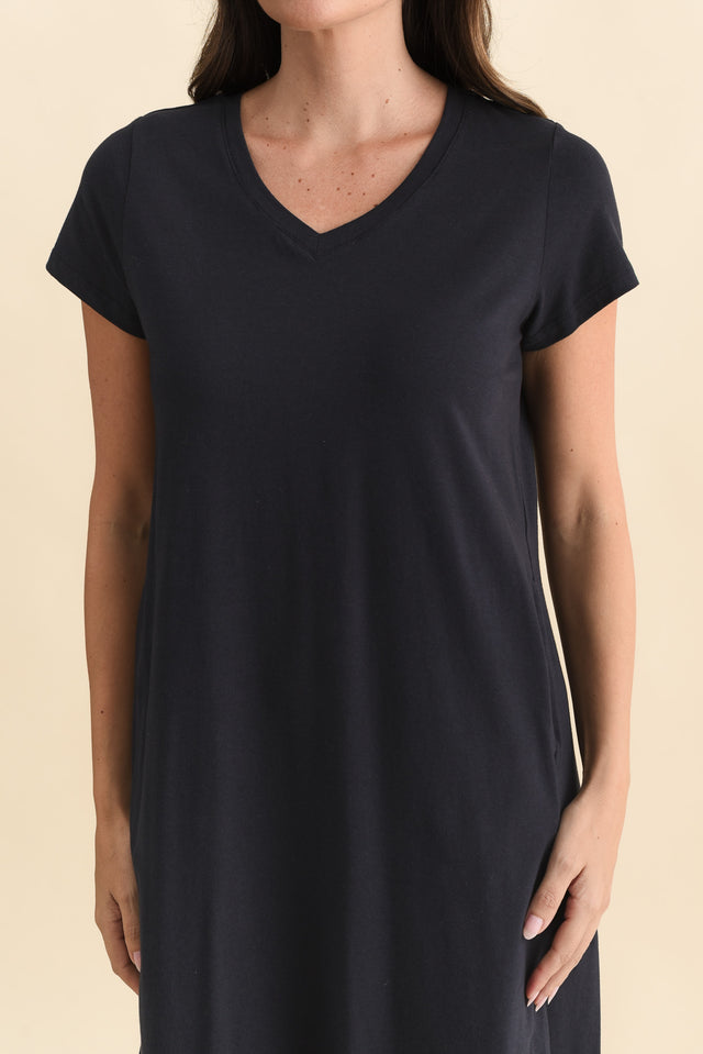 Harley Navy Cotton Tee Dress,Brunette model,alt text|model:MJ image 6