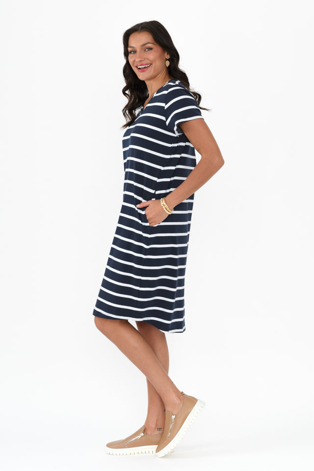 alt text|model:Brontie image 4