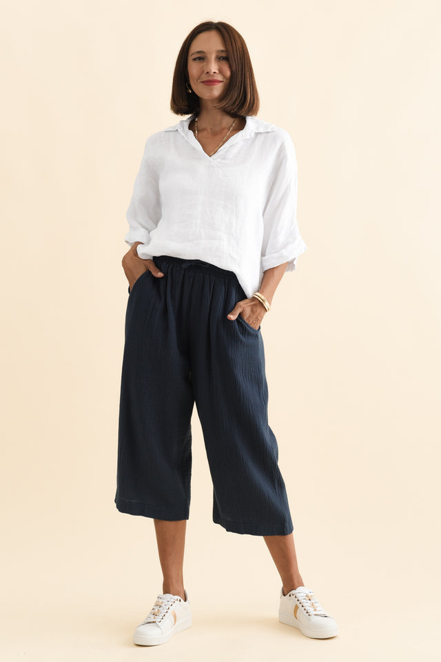 alt text|model:Cara image 7