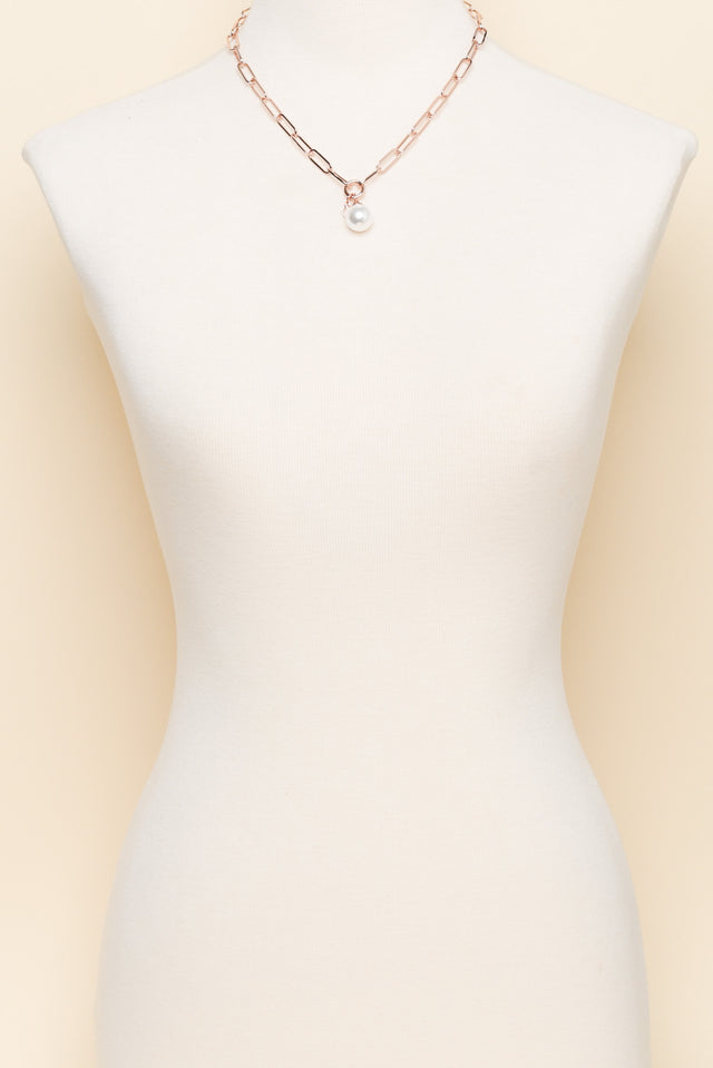 Hayley Rose Gold Pearl Pendant Necklace