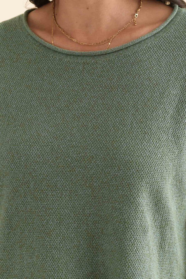 Henna Green Cotton Tee,Detail,Brunette model,alt text|model:Brontie image 5