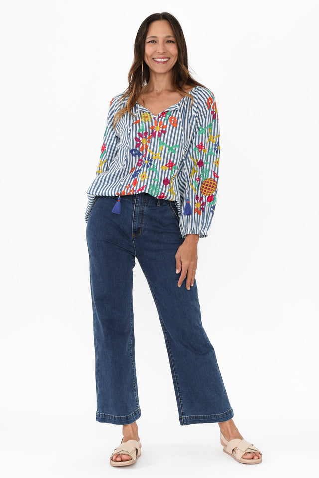 alt text|model:Cara image 8