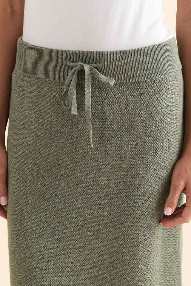 Hyatt Green Cotton Skirt,Detail,Brunette model,alt text|model:Brontie image 5