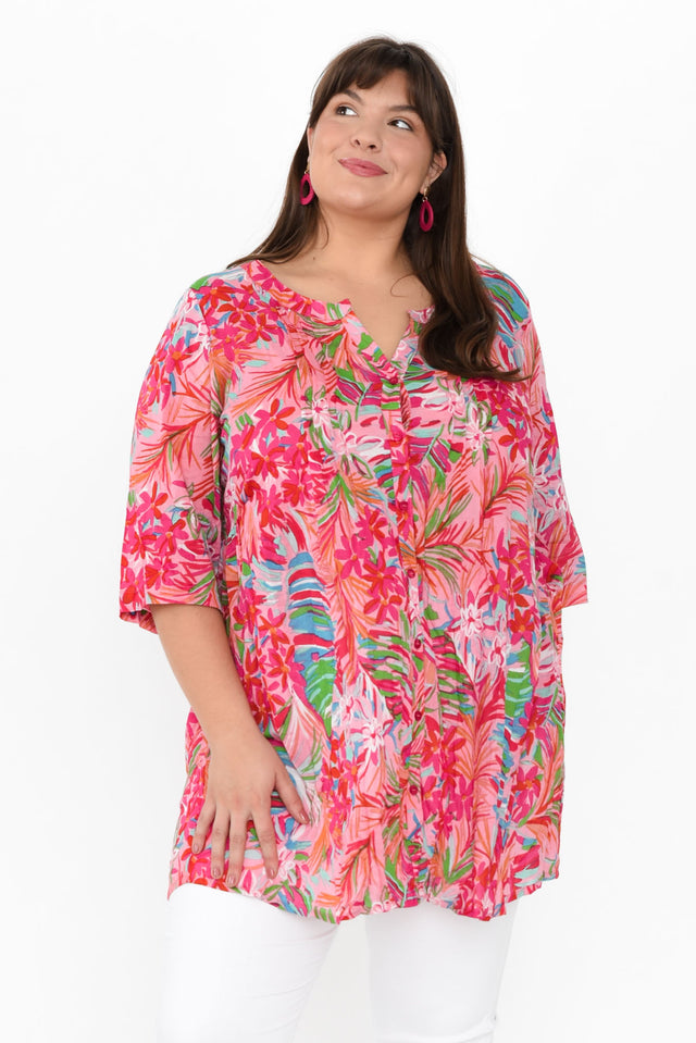 plus-size,curve-tops,plus-size-tunics,plus-size-cotton-tops,alt text|model:Gabby image 8