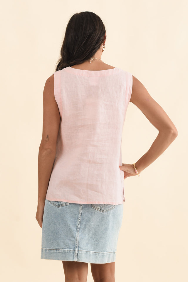 Inez Blush Linen Tank,Brunette model,alt text|model:Brontie image 6