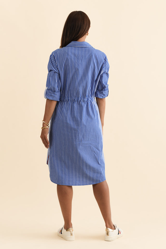 alt text|model:Cara image 4