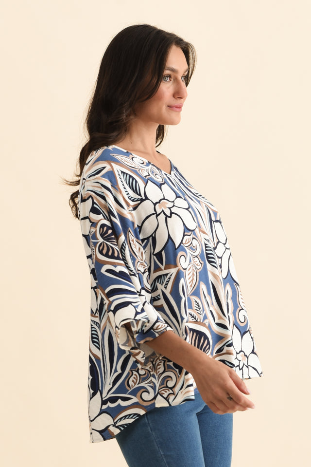 Janelle Blue Abstract V Neck Top,Brunette model,alt text|model:Brontie image 4
