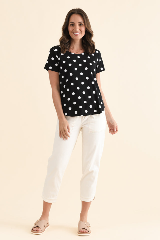 Janis Black Spot Bamboo Tee,Full Body,Brunette model,alt text|model:MJ