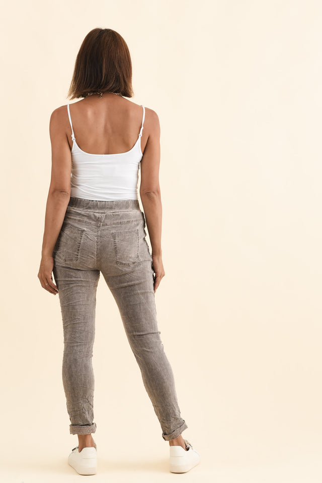 Jaya Mocha Drawstring Pants,Brunette model,alt text|model:Cara image 4