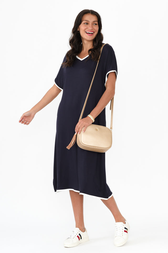 alt text|model:Brontie