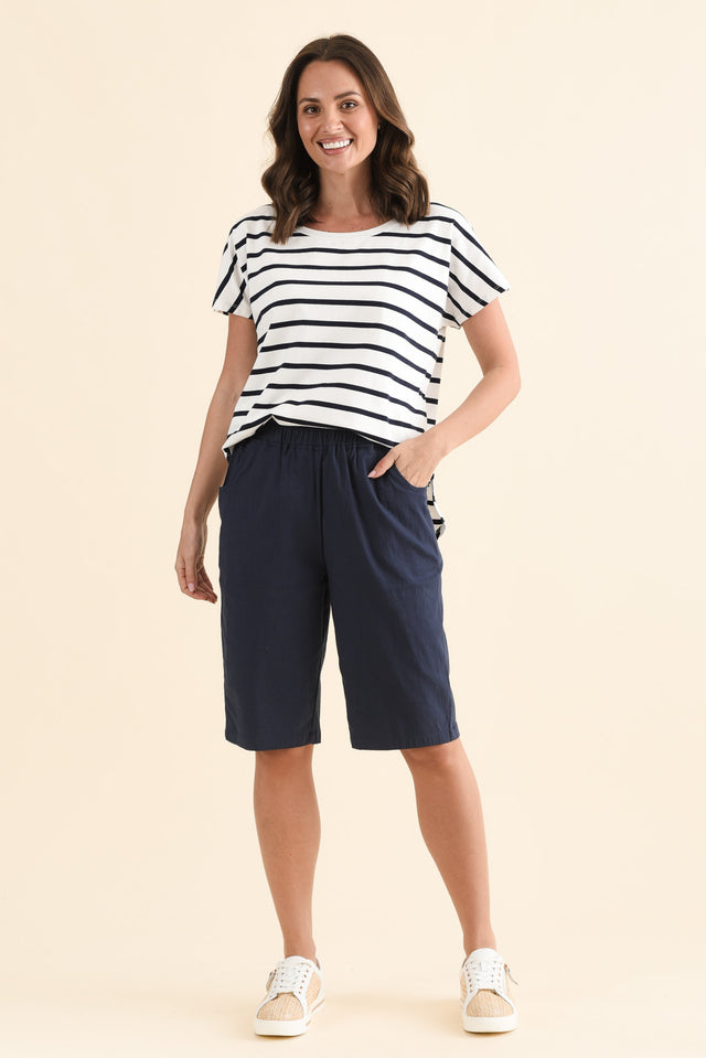 Jora Navy Pocket Shorts,Full Body,Brunette model,alt text|model:MJ image 6