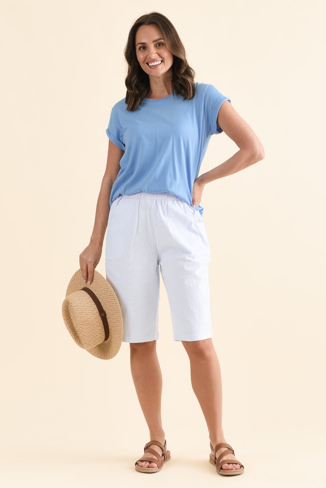 Jora White Pocket Shorts,Full Body,Brunette model,alt text|model:Cara image 2