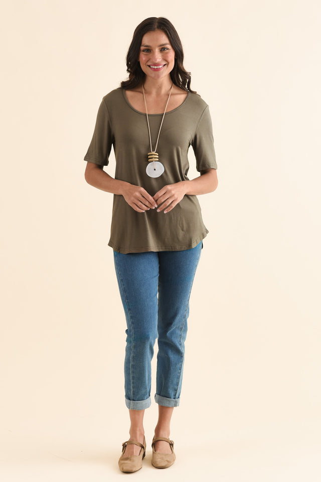 Josephine Khaki Scoop Neck Tee,Full Body,Brunette model,alt text|model:Brontie image 2