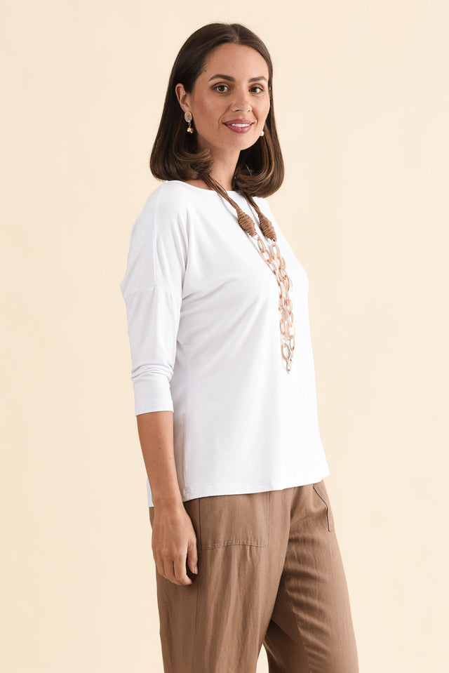 alt text|model:MJ image 4