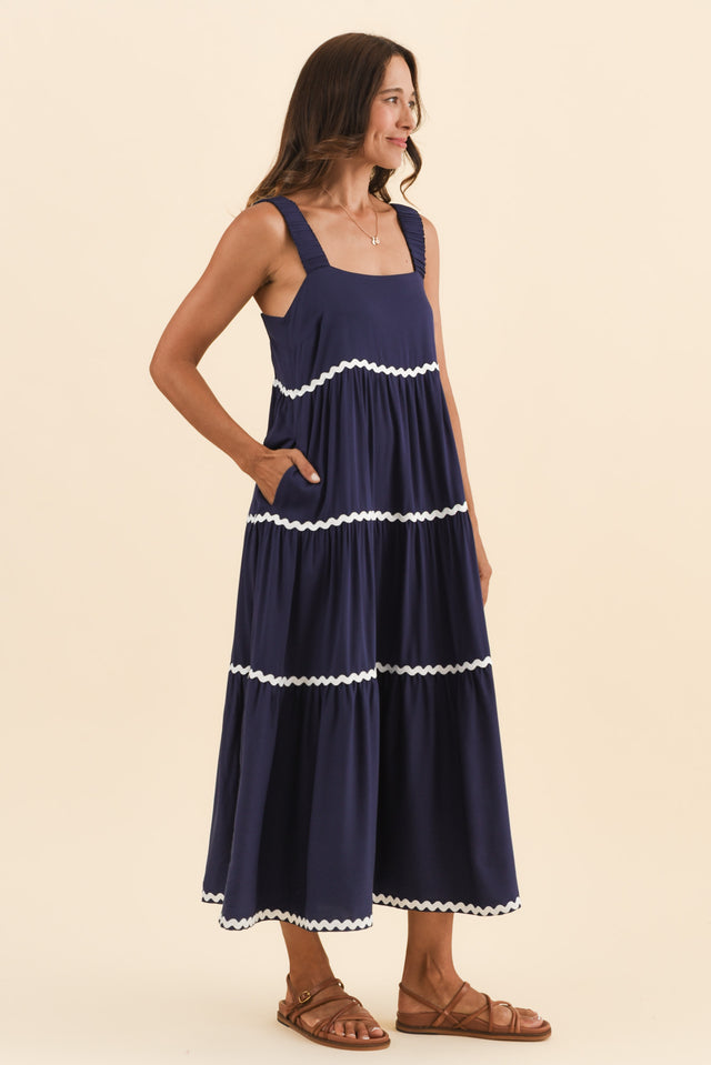 alt text|model:Cara image 3