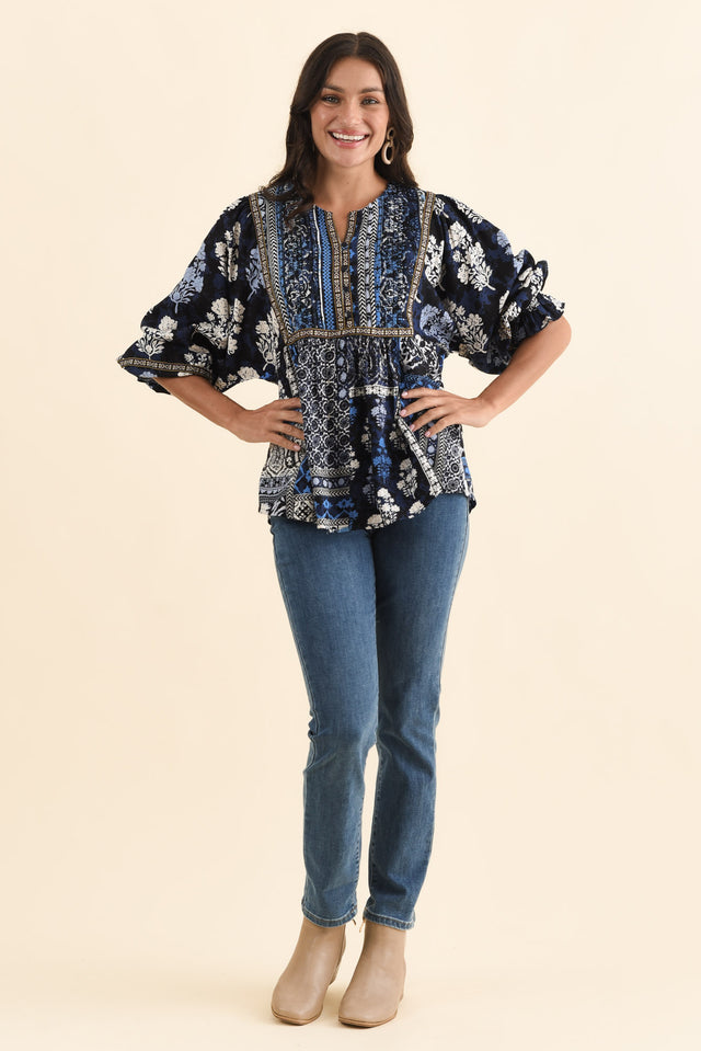 alt text|model:Brontie image 6